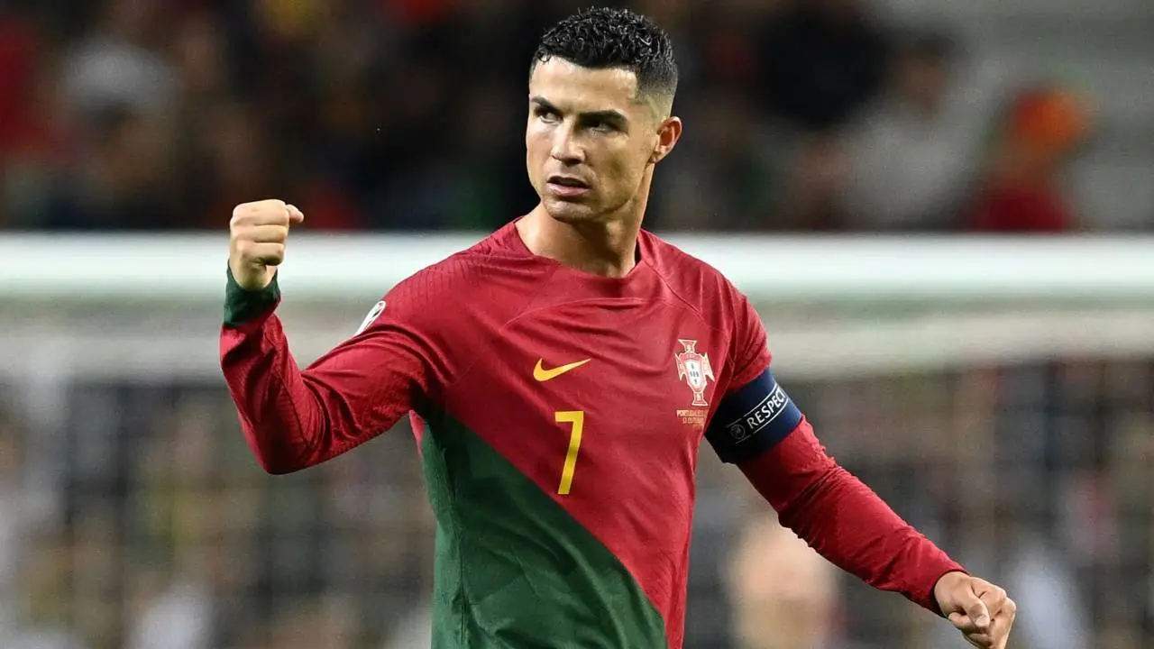 রোনালদোর যে বিরল রেকর্ডগুলো ভাঙা প্রায় অসম্ভব