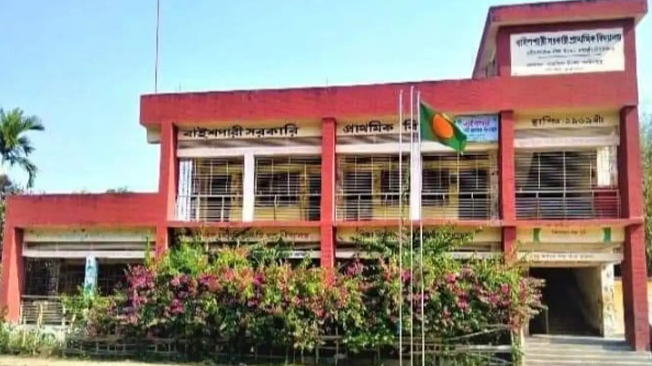 ঘুমধুম সীমান্ত উত্তেজনায় ছয় শিক্ষাপ্রতিষ্ঠান বন্ধ ঘোষণা