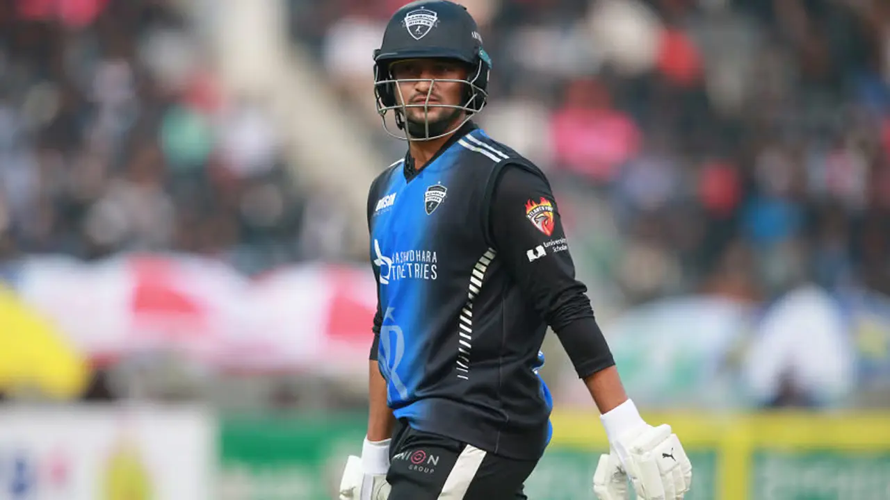 ‘ফিট না হলে ক্রিকেটই ছেড়ে দেবে সাকিব’