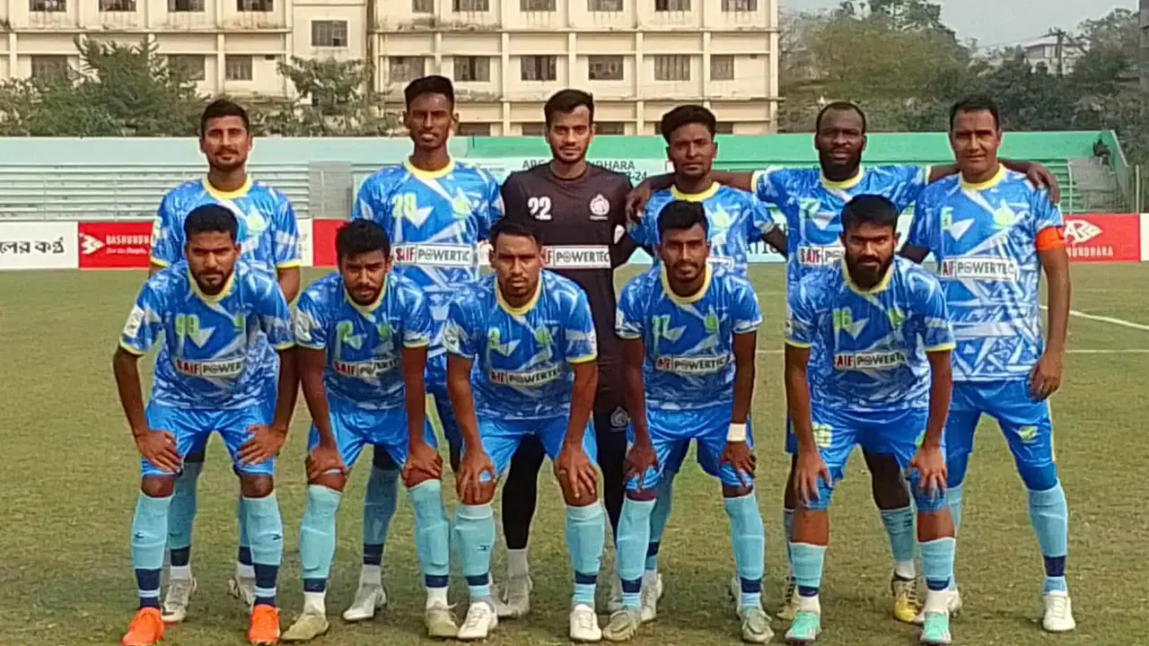 জিতেও বাদ চট্টগ্রাম আবাহনী, হেরেও কোয়ার্টারে শেখ রাসেল