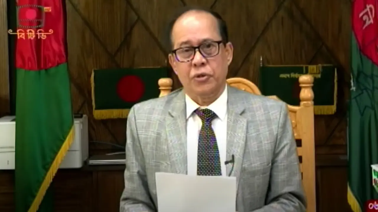 আলোচনার মাধ্যমে যেকোনো রাজনৈতিক সংকট নিরসন সম্ভব : সিইসি