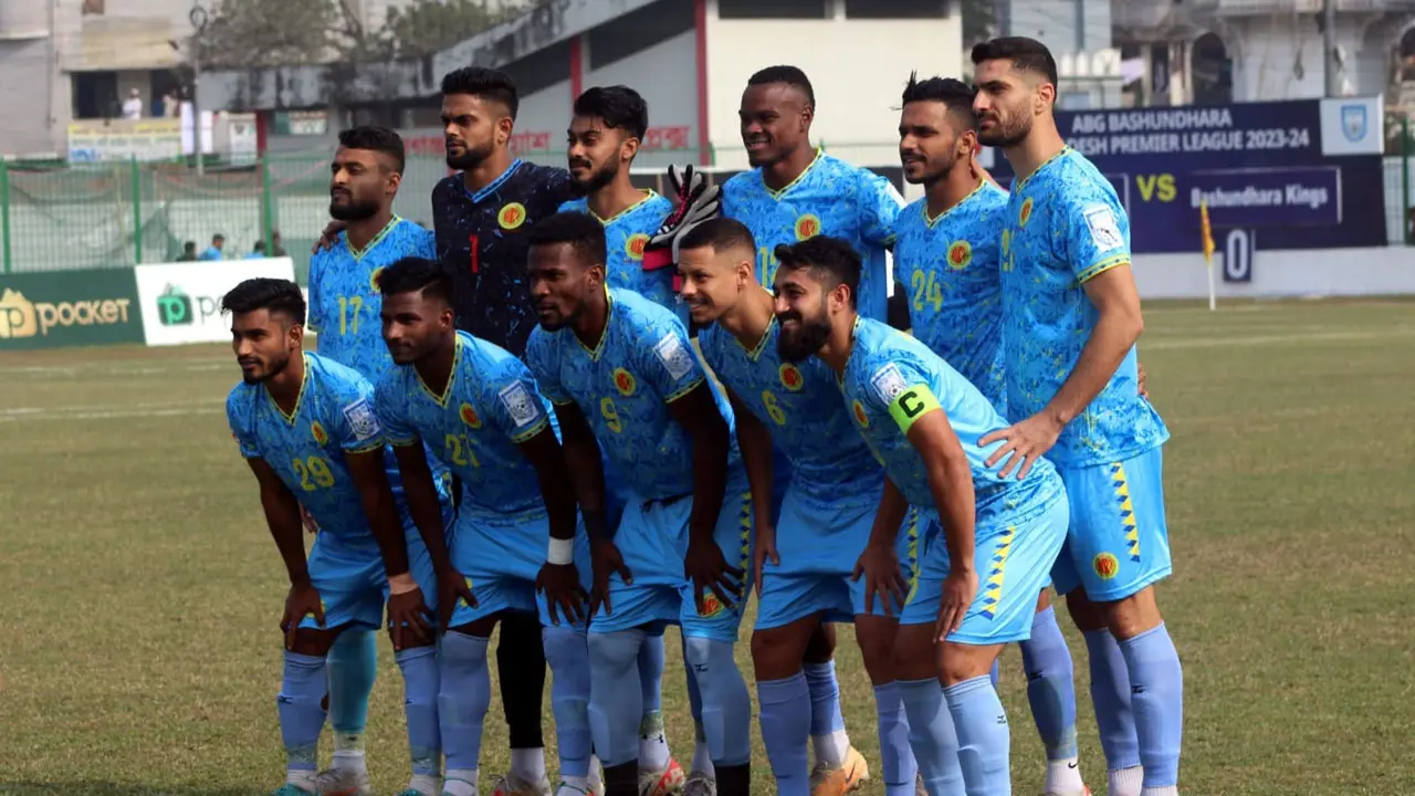 আবাহনী-মোহামেডান কোয়ার্টারে