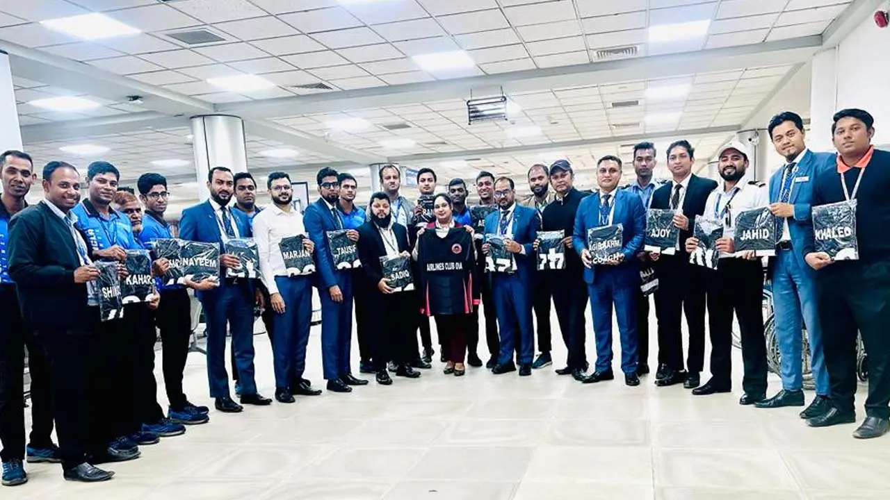এয়ারপোর্ট প্রিমিয়ার লিগ ক্রিকেটের জার্সি উম্মোচন