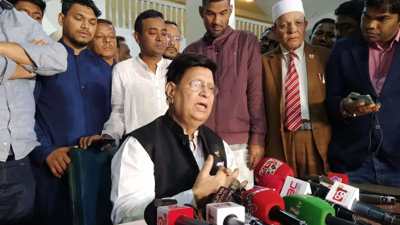 বিএনপি নেতাদের ওপর ভিসা নীতি প্রয়োগ করা উচিত : পররাষ্ট্রমন্ত্রী