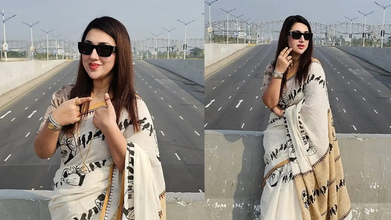 লোভ সামলাতে পারলেন না অপু বিশ্বাস