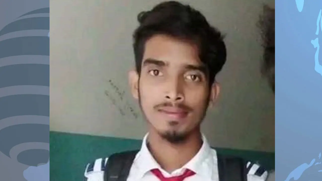 মধ্যরাতে দোকানে আগুন, কলেজছাত্র পুড়ে অঙ্গার