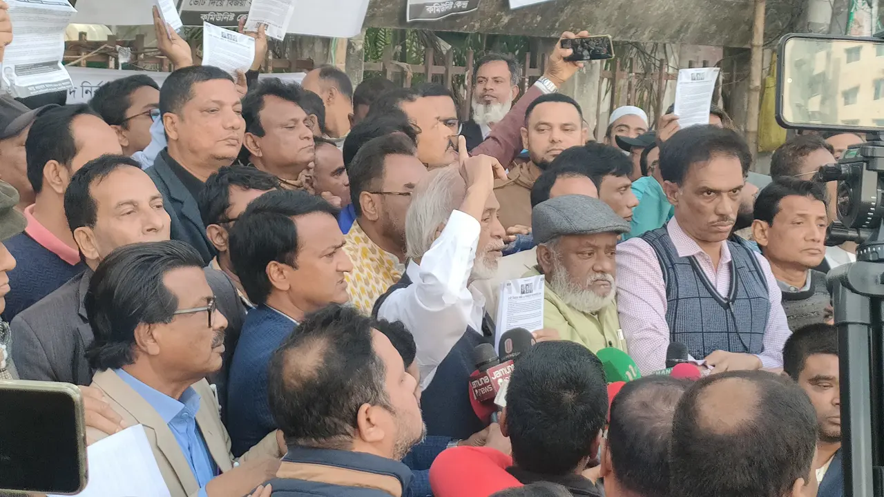 দ্বাদশ সংসদ কোনো গুরুত্ব বহন করে না : মঈন খান
