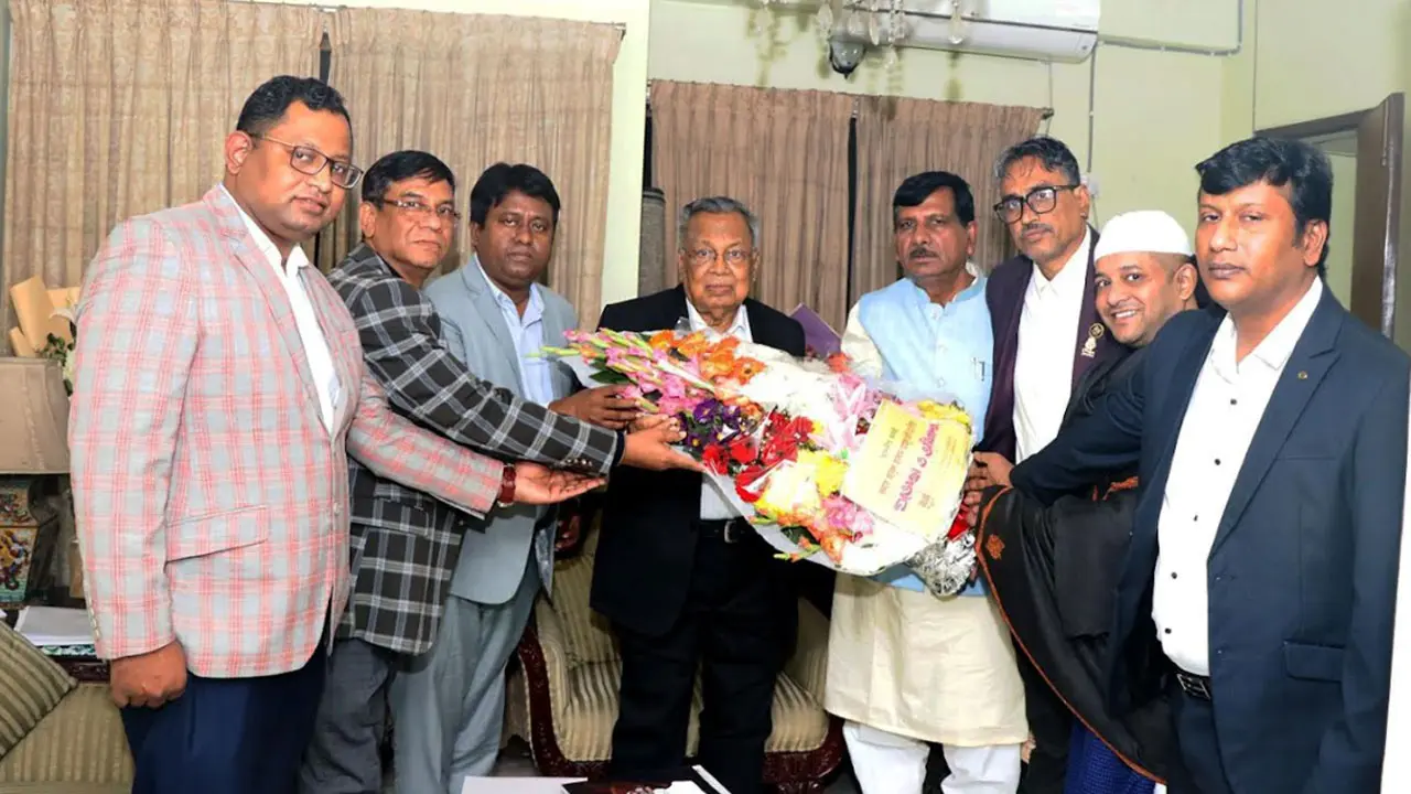 সোনার অলংকার রপ্তানিতে নীতি সহায়তা বিবেচনা করবে সরকার
