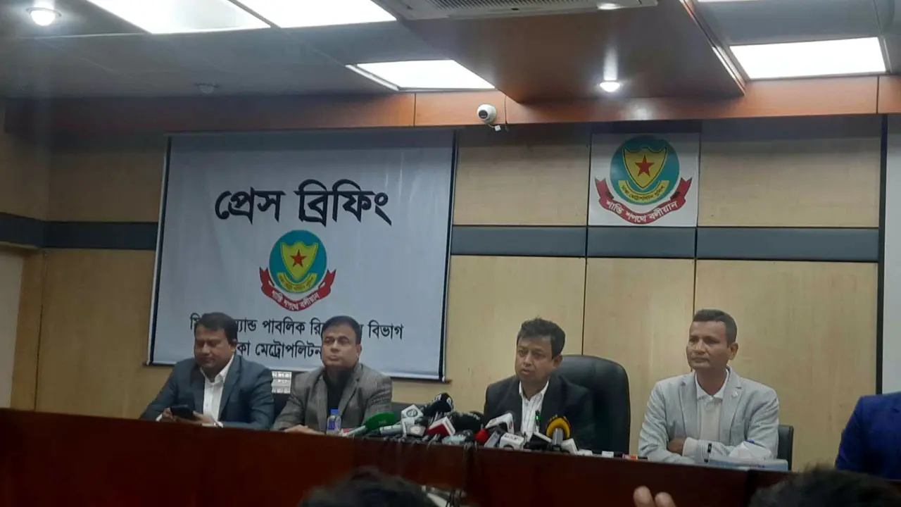 বেনাপোল এক্সপ্রেসে আগুন : বিএনপি নেতাদের সংশ্লিষ্টতা পেয়েছে ডিবি