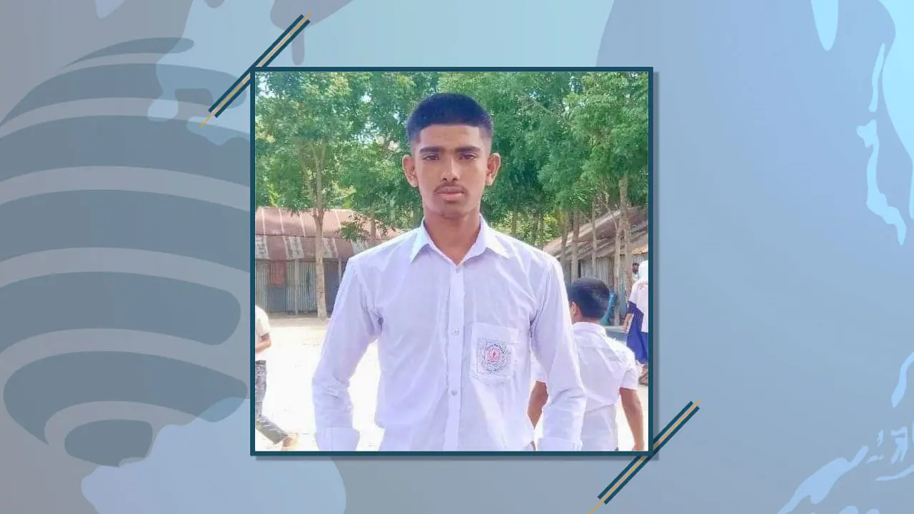 বেপরোয়া গতিতে মোটরসাইকেল চালাতে গিয়ে প্রাণ গেল স্কুলছাত্রের