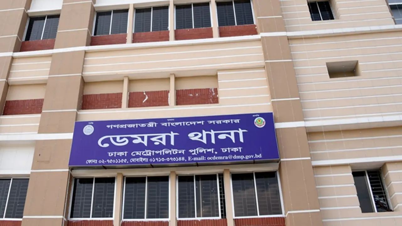 ডেমরায় বিদেশি পিস্তলসহ গ্রেপ্তার ২