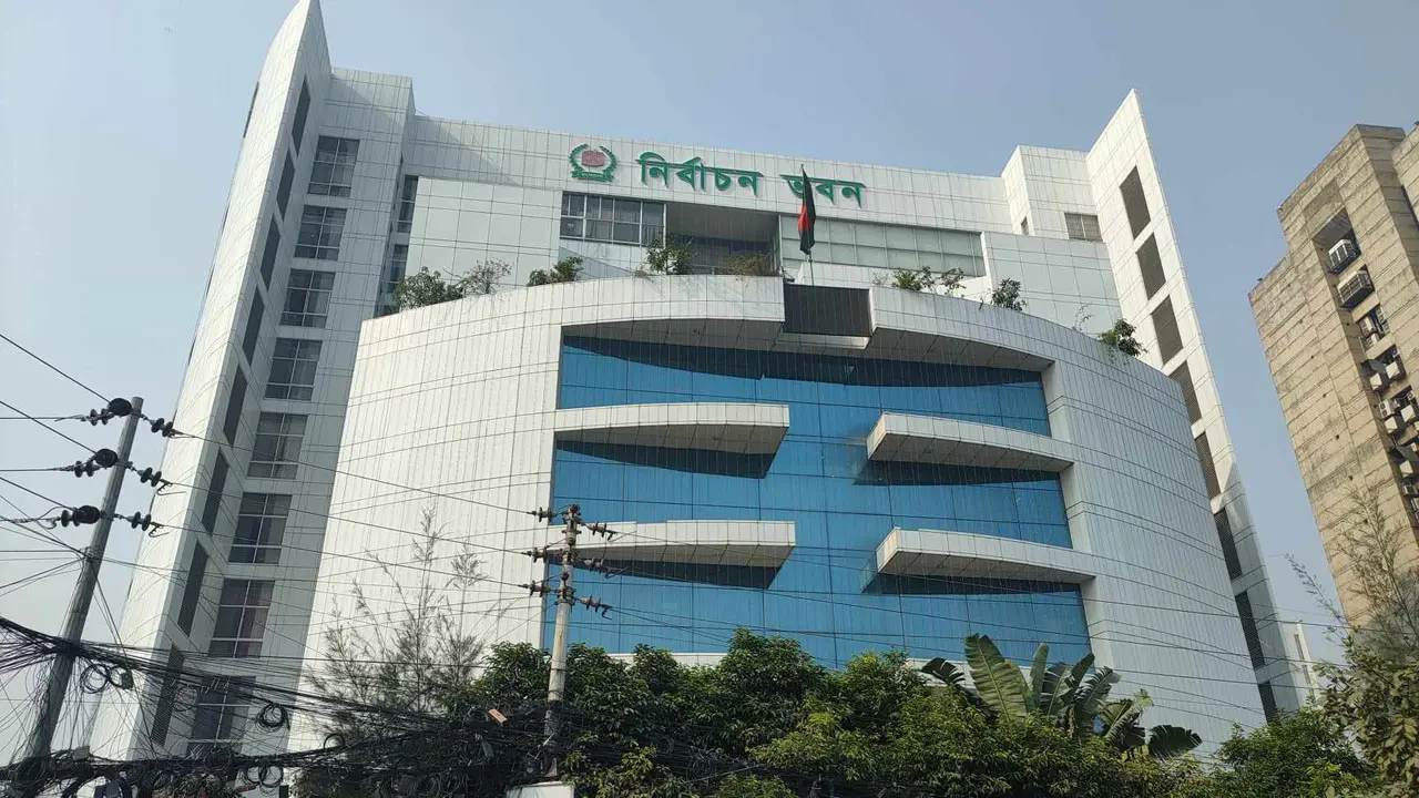প্রার্থী-সমর্থকদের ইসির ৭৪৬ শোকজ