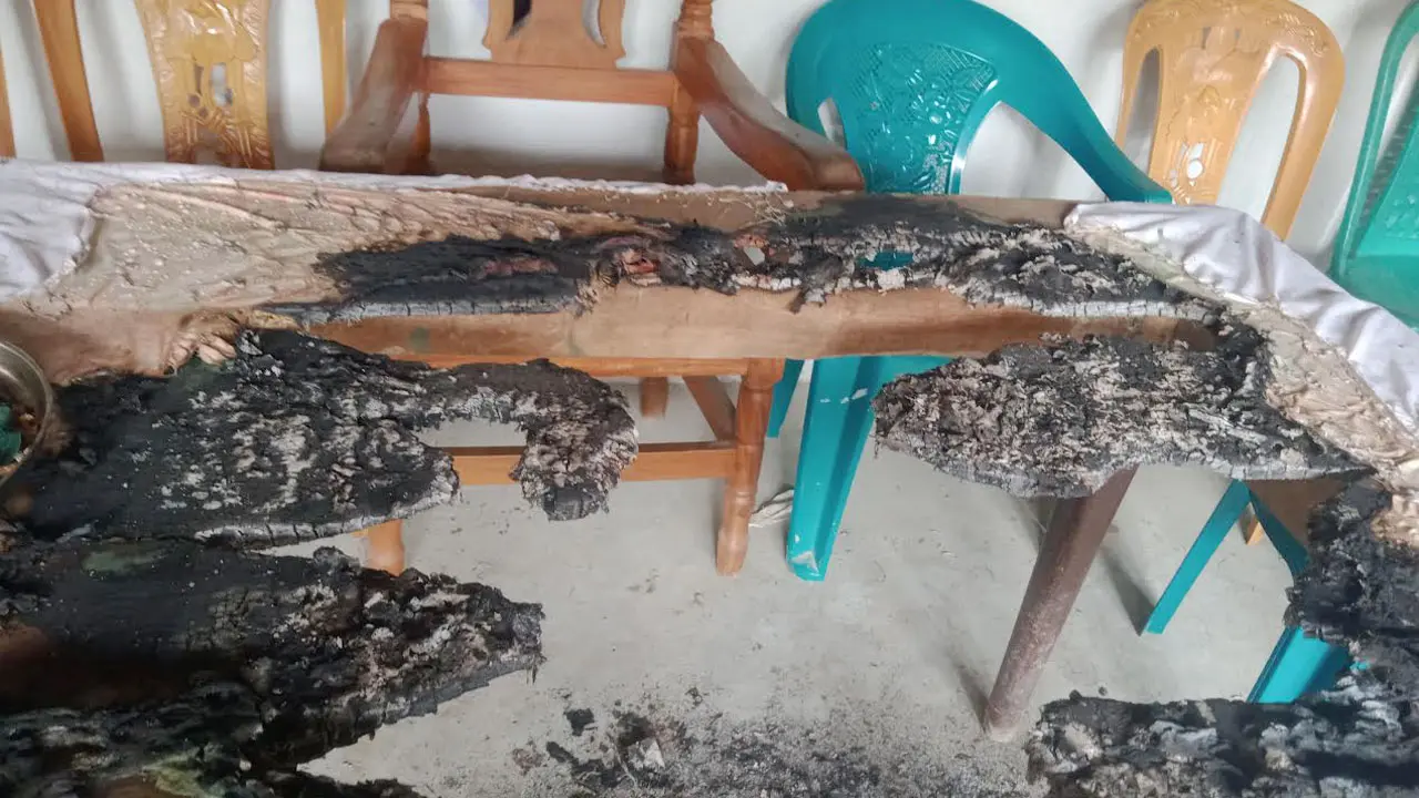নৌকার তিন নির্বাচনী ক্যাম্পে অগ্নিসংযোগ