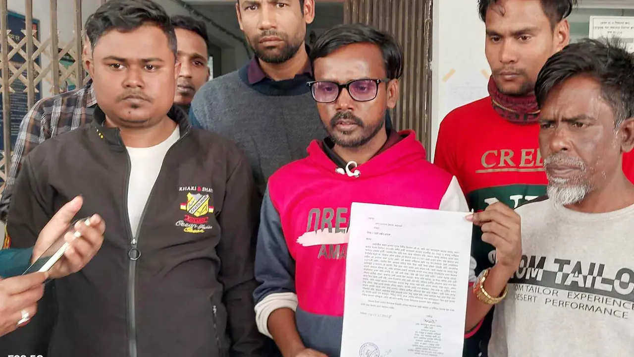 বিদেশি পর্যবেক্ষকদের চোখে ছানি পড়েছে : হিরো আলম