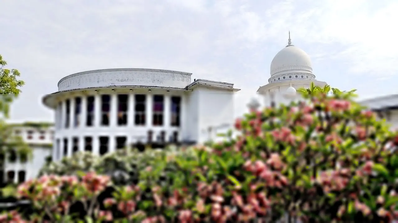 আসামিদের গণহারে ডান্ডাবেড়ি পরানো যাবে না : হাইকোর্ট