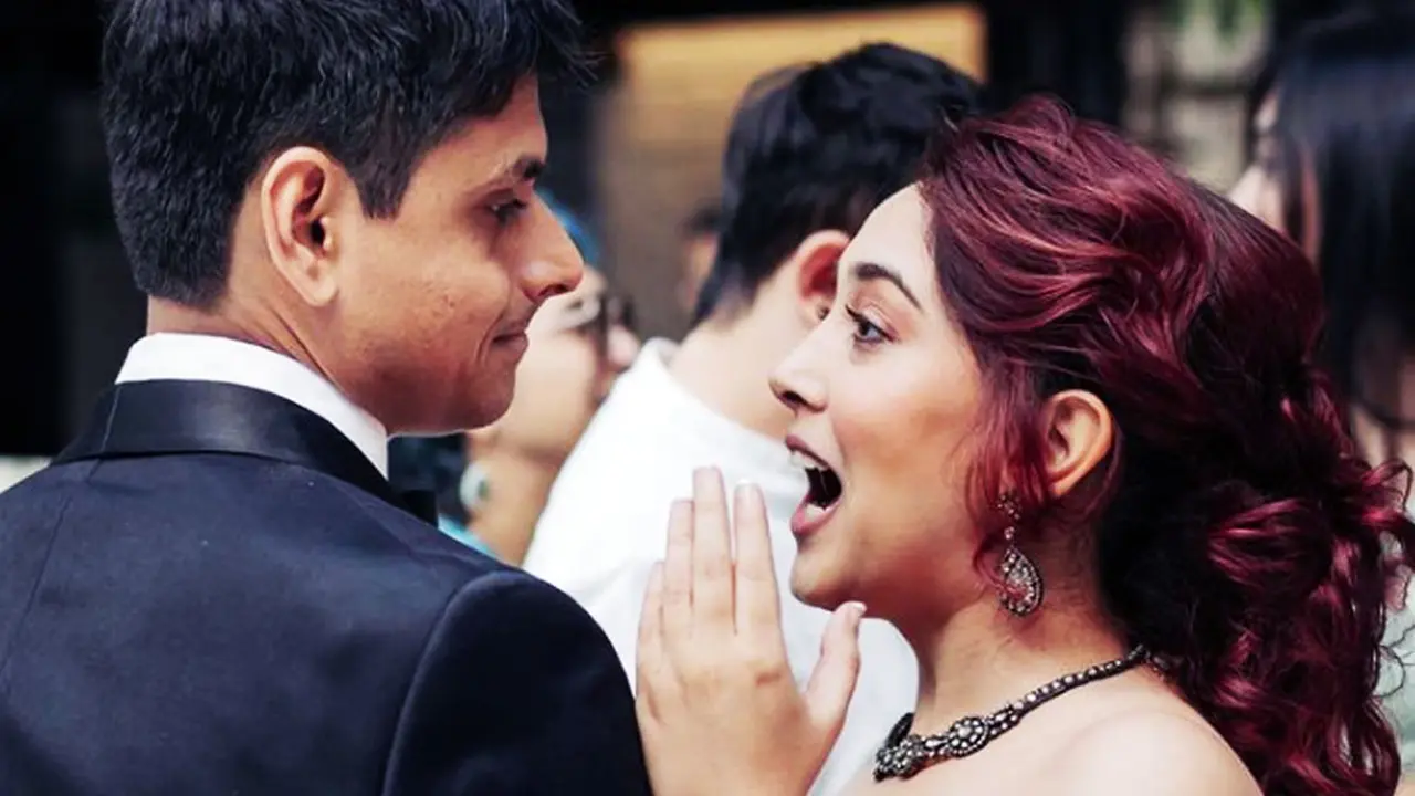 ঠোঁটে সিগারেট, বিয়ের পরই বিতর্কে আমির কন্যা ইরা
