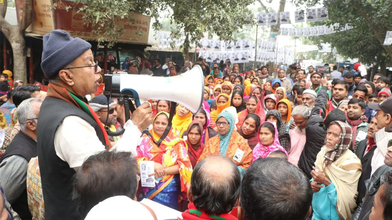 স্মার্ট-সমৃদ্ধ জামালপুর বিনির্মাণের আশ্বাস নৌকার প্রার্থী আজাদের