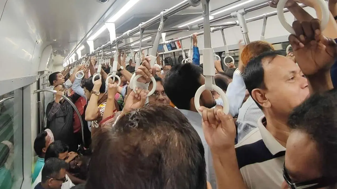 জাপান-তাইওয়ানের মতো পুশম্যানের কথা ভাবছে না মেট্রোরেল কর্তৃপক্ষ