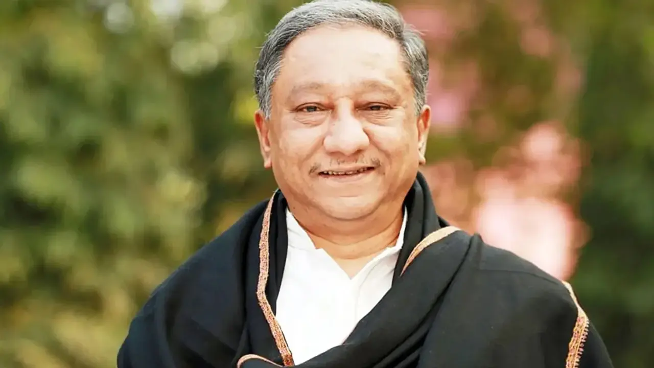 পাপন ক্রীড়া মন্ত্রী, যেভাবে দেখছে বাফুফেসহ অন্যরা