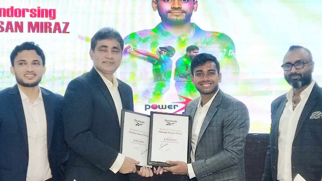 ‘রিবক ক্রিকেট’র ব্র্যান্ড অ্যাম্বাসেডর মেহেদী হাসান মিরাজ