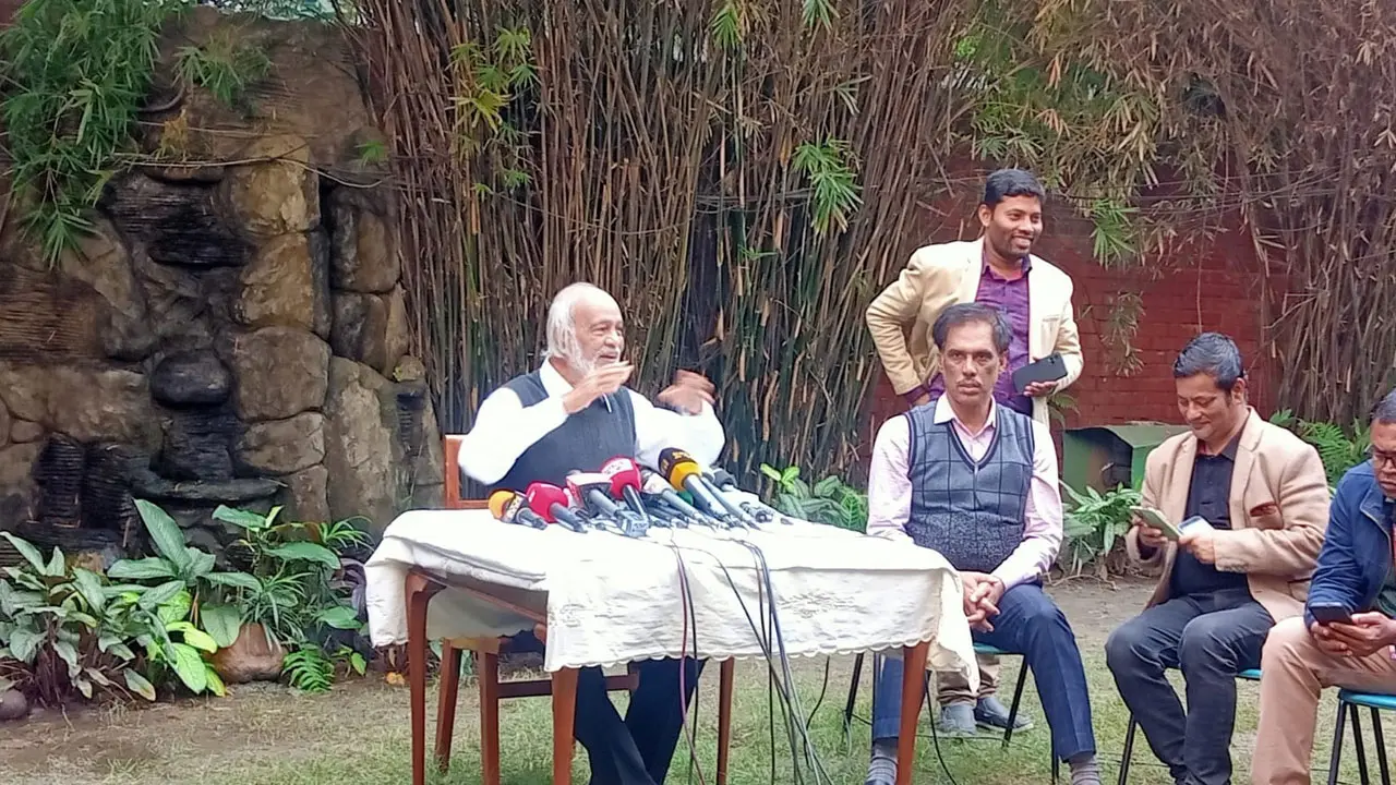 বিদেশি গণমাধ্যম বলছে এই সরকার ভুয়া নির্বাচন করছে : মঈন খান