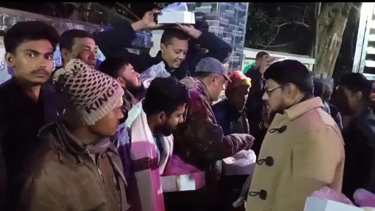 জিল্লুল হাকিম রেলমন্ত্রী হওয়ায় বালিয়াকান্দিতে আনন্দ মিছিল