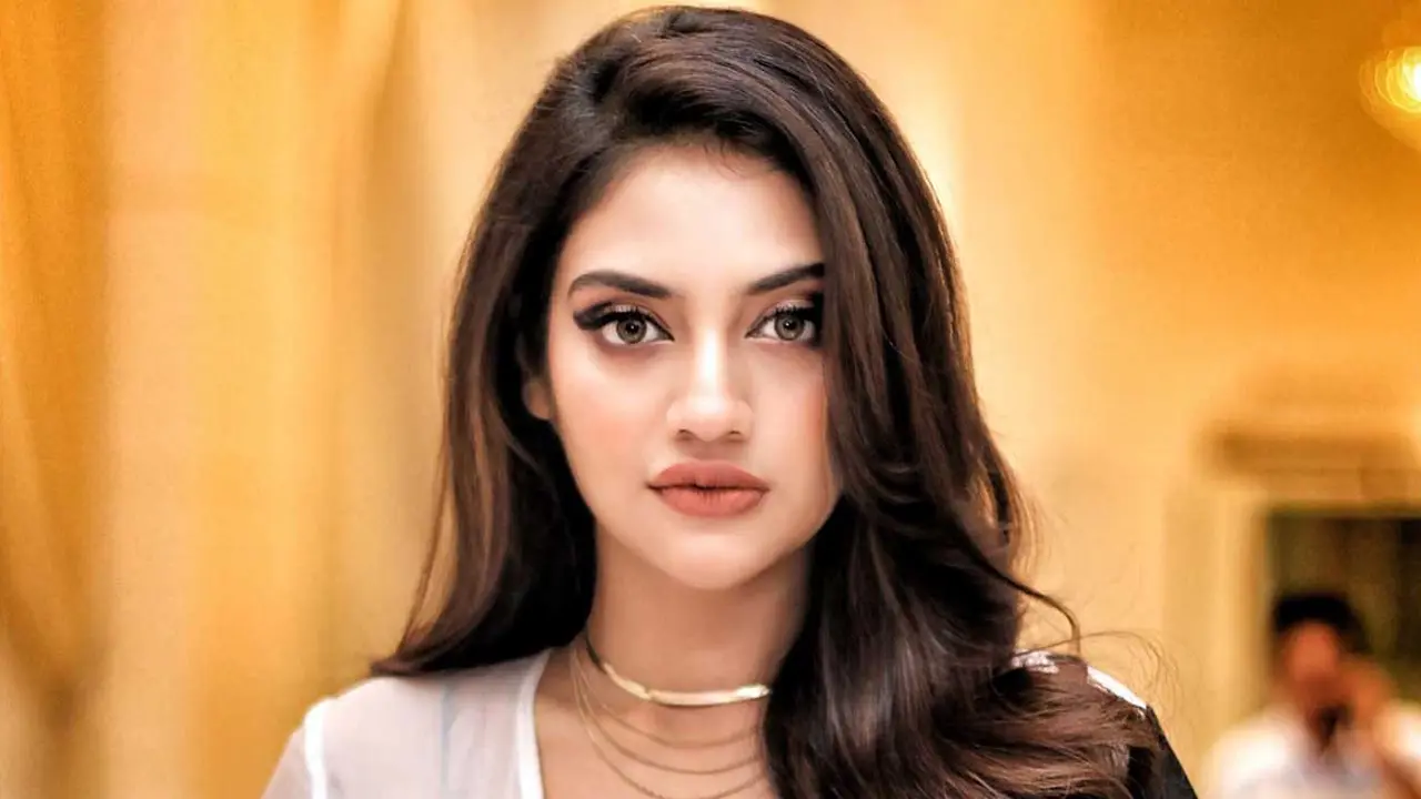 ফ্ল্যাট প্রতারণা মামলা : আদালতে হাজিরা দিয়ে জামিন পেলেন নুসরাত
