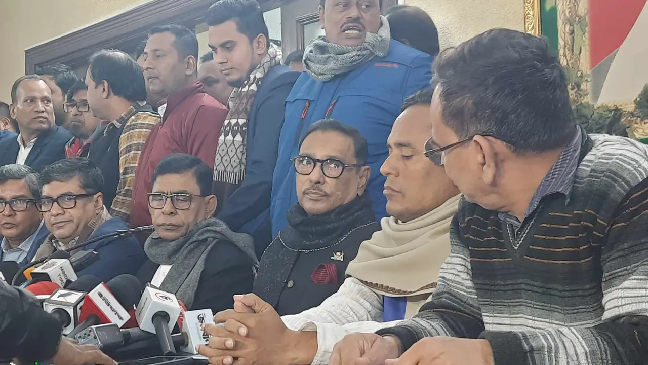 কথার বোমা মেরে এ সরকারকে উৎখাত করা যাবে না : ওবায়দুল কাদের