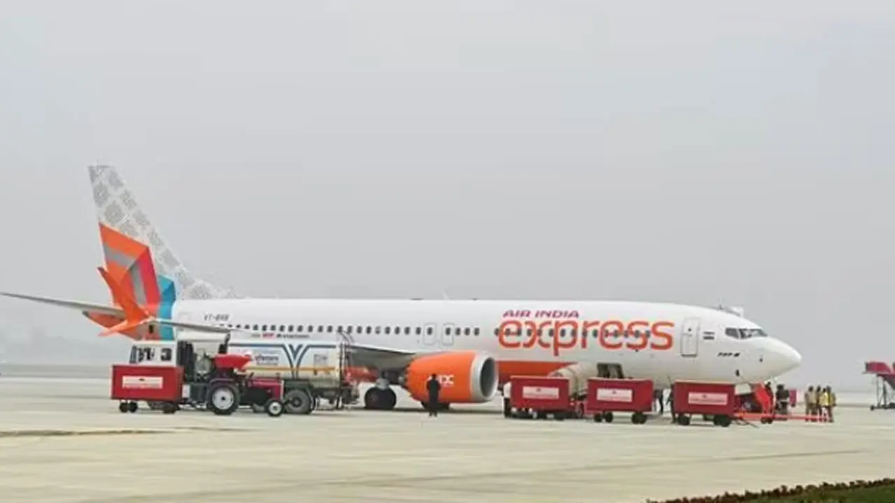 মাঝ আকাশে বিস্ফোরণের আওয়াজ, এয়ার ইন্ডিয়ার প্লেনের জরুরি অবতরণ