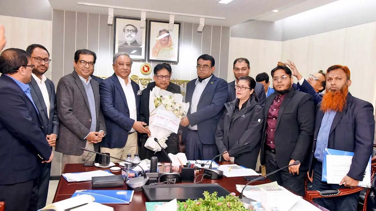 ক্রীড়ামন্ত্রীর সঙ্গে বাফুফের সভা, সদস্যদের একাংশের ক্ষোভ