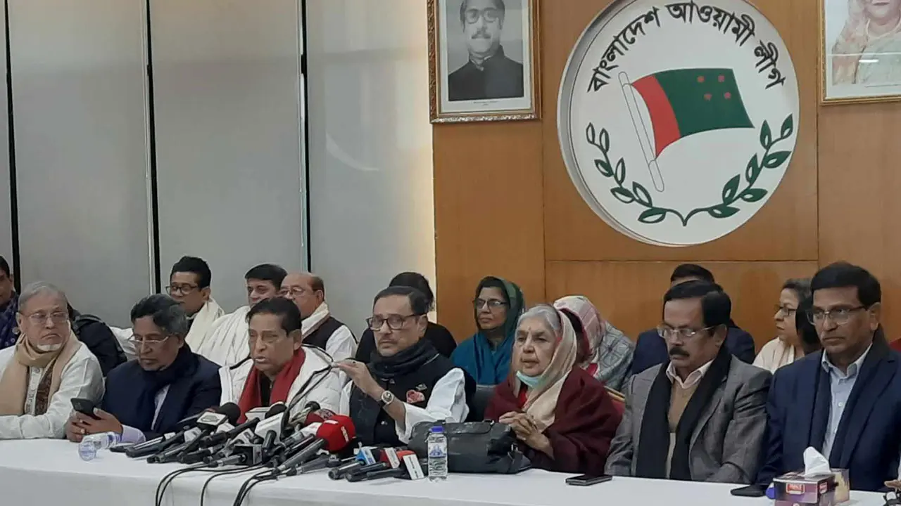 যাকে নিয়ে বিএনপি রং দেখাল সেই পিটার হাসও অভিনন্দন জানাল