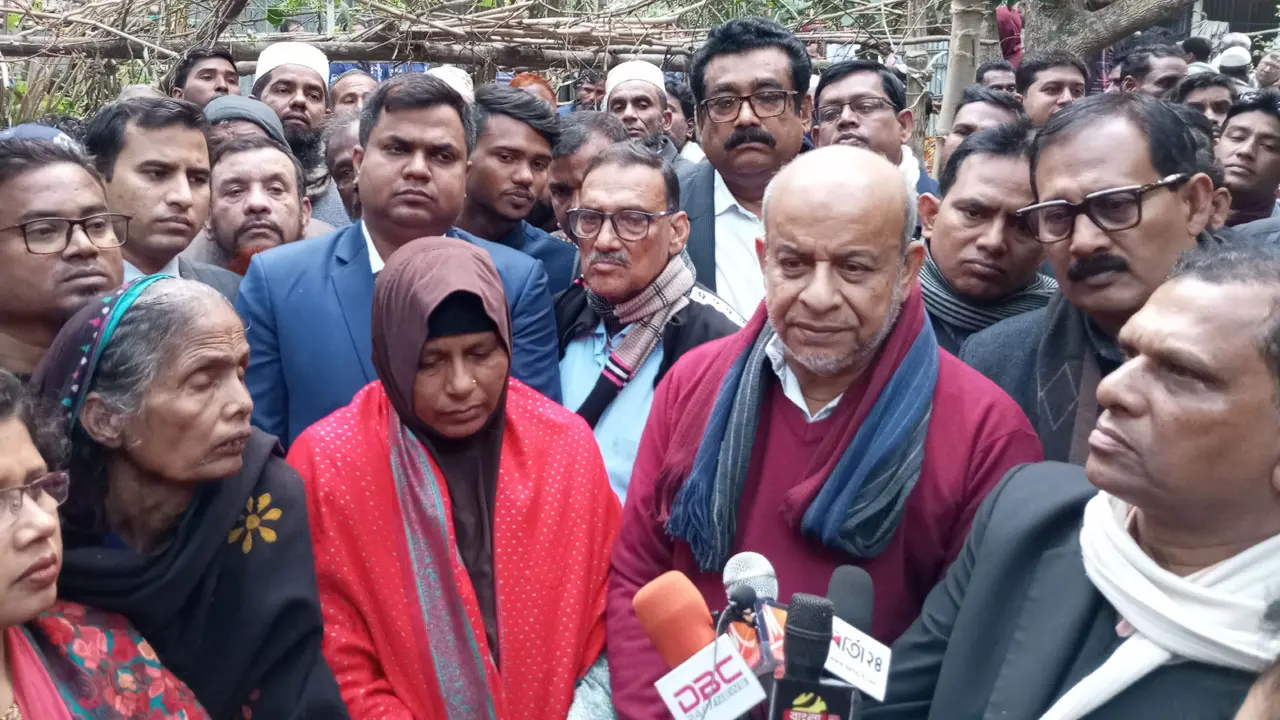 ‘যারা ট্রেনে আগুন দিয়ে মানুষ মেরেছে, তারা এই দেশের সন্তান না’