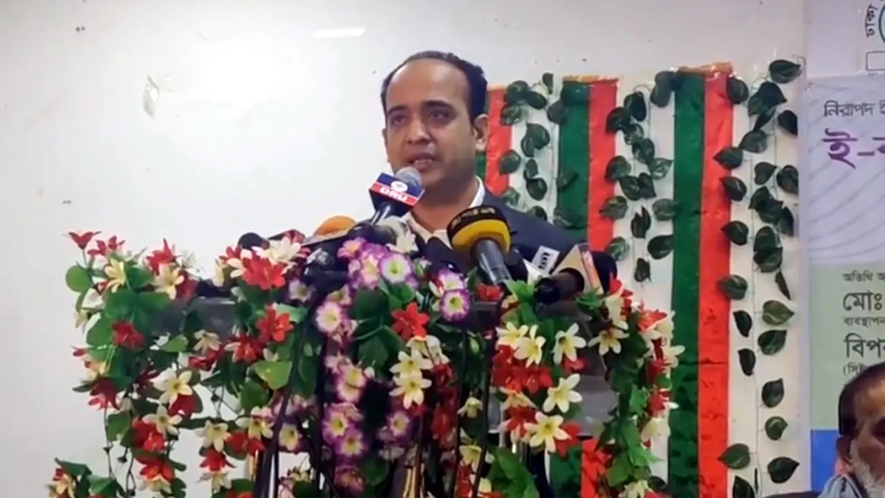 ইভ্যালি গ্রাহকদের টাকা ফেরত দিতে বেশি দিন লাগবে না : সিইও রাসেল