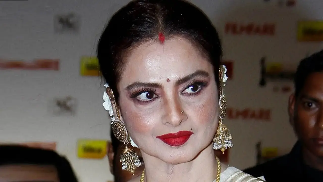 যৌন হেনস্তার শিকার, ‘ডাইনি’ তকমা জুটেছিল রেখার