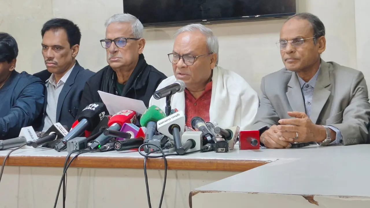 ক্ষমতা হারানোর আতঙ্কে ভুগছে আওয়ামী লীগ : রিজভী 