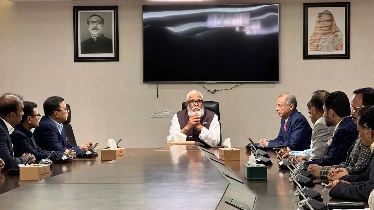 বৈশ্বিক প্রেক্ষাপটে অর্থনৈতিক চ্যালেঞ্জ সৃষ্টি হয়েছে