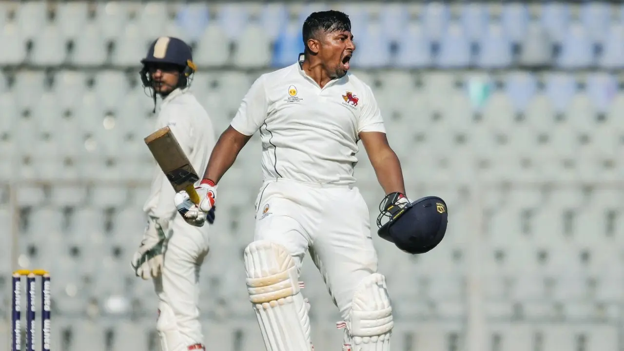 ‘নির্বাচকদের দরজা ভেঙে ভারত দলে ঢুকেছে সরফরাজ’