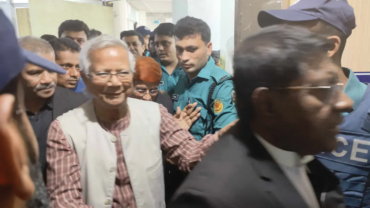 আনন্দের দিনে আঘাতটা পেলাম : ড. ইউনূস