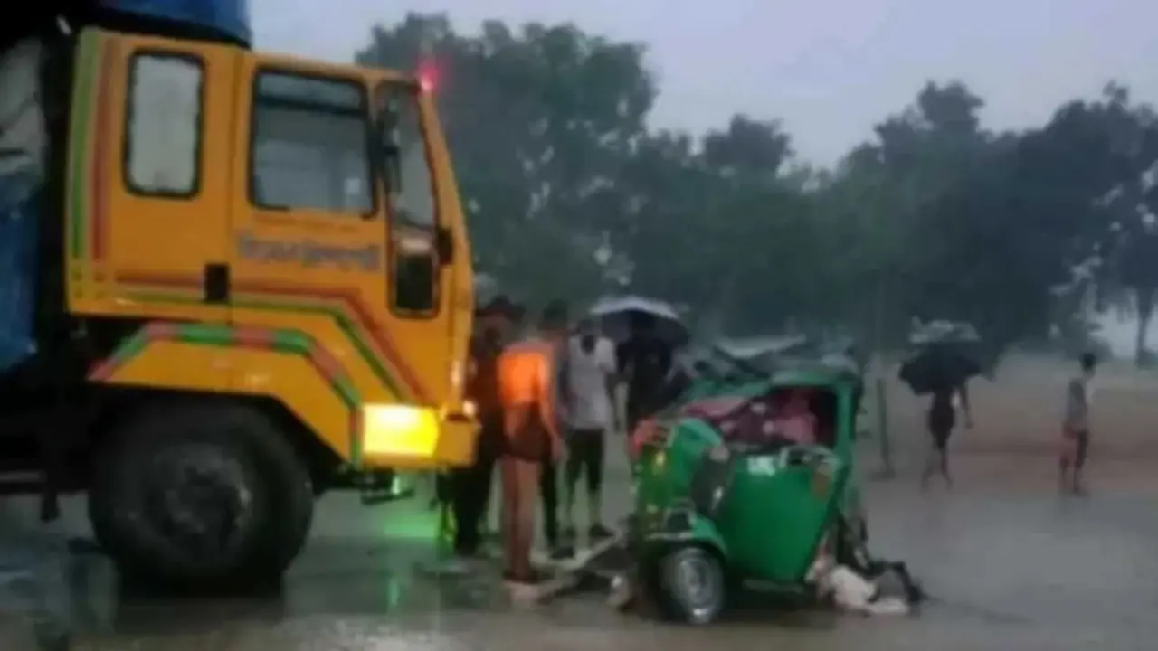 বগুড়ায় ট্রাক-অটোরিকশা সংঘর্ষে নিহত ৪