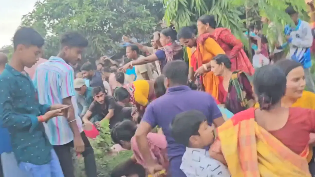 রথযাত্রায় বিদ্যুৎস্পৃষ্টে নিহতের ঘটনায় বিদ্যুৎ প্রতিমন্ত্রীর শোক