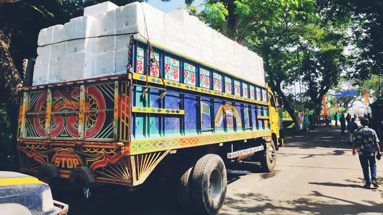 আখাউড়া স্থলবন্দরে রপ্তানি আয় বেড়েছে ৫১ কোটি টাকা 