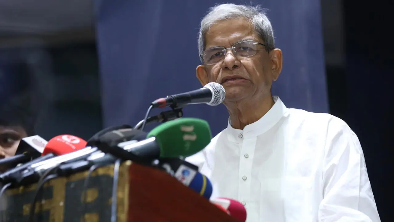 জনগণের দৃষ্টি ভিন্ন দিকে নিতে বিএনপিকে দোষারোপ : মির্জা ফখরুল