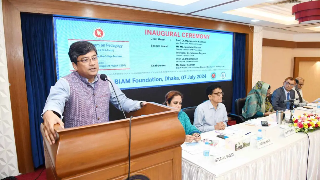 স্মার্ট শিক্ষাব্যবস্থা গড়তে নতুন শিখন পদ্ধতি আবশ্যক