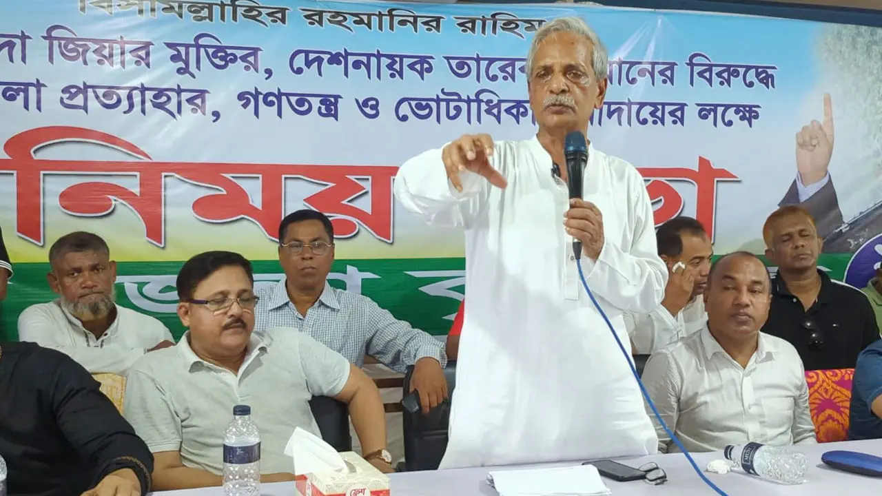 আমলাদের টাকার পাহাড় গড়ে উঠেছে : নিতাই রায়