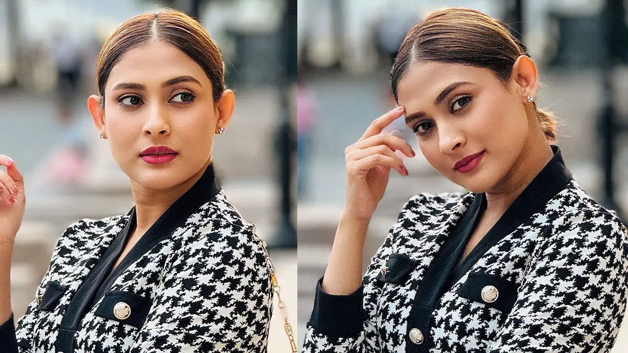 মিষ্টি সাজে মুগ্ধতা ছড়ালেন মেহজাবীন