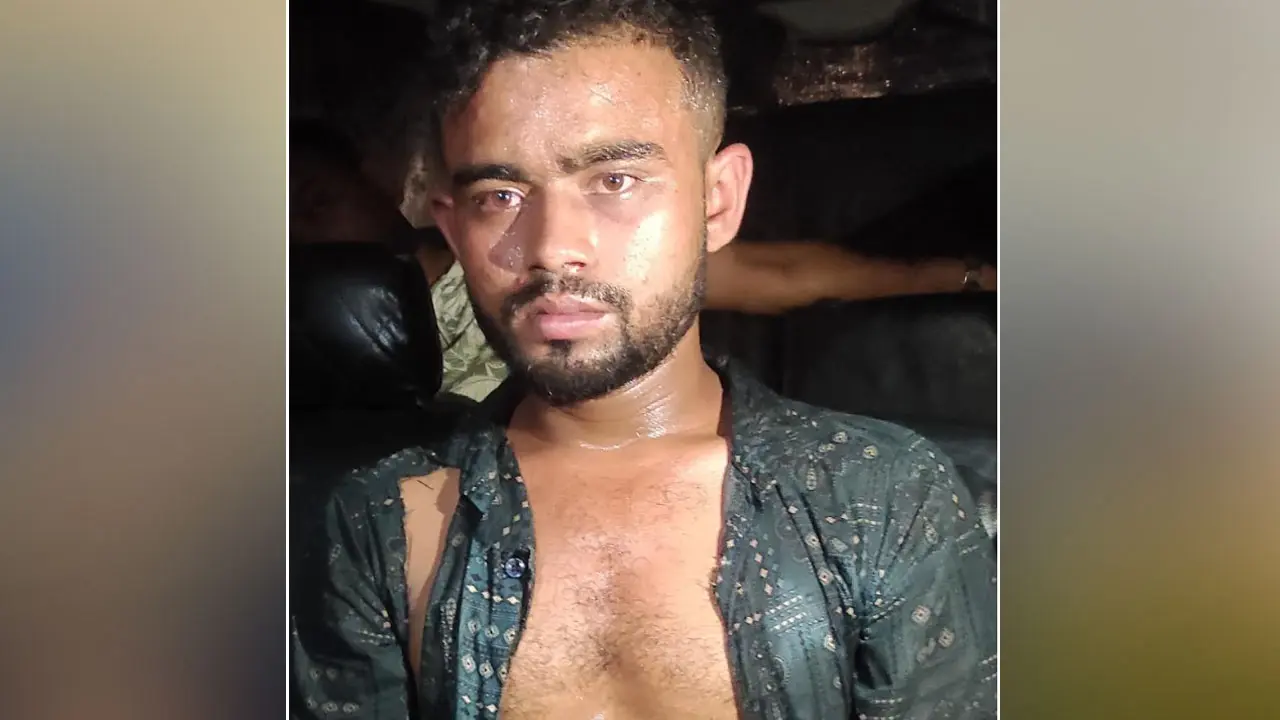 চট্টগ্রামে ফিল্মি স্টাইলে রক্তমাখা ছুরিসহ খুনিকে ধরল ডিবি