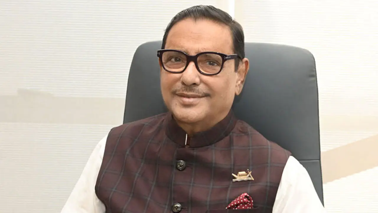 শিক্ষক-শিক্ষার্থীদের আন্দোলন গভীরভাবে পর্যবেক্ষণ করছি