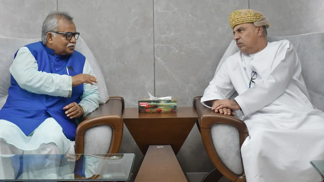 ৯৬ হাজার অবৈধ বাংলাদেশি কর্মীকে বৈধতা দেবে ওমান