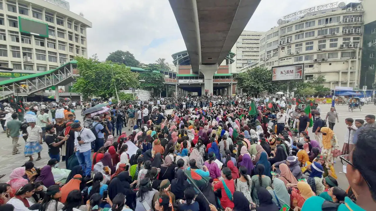৮ ঘণ্টা পর শাহবাগ ছাড়লেন আন্দোলনকারীরা