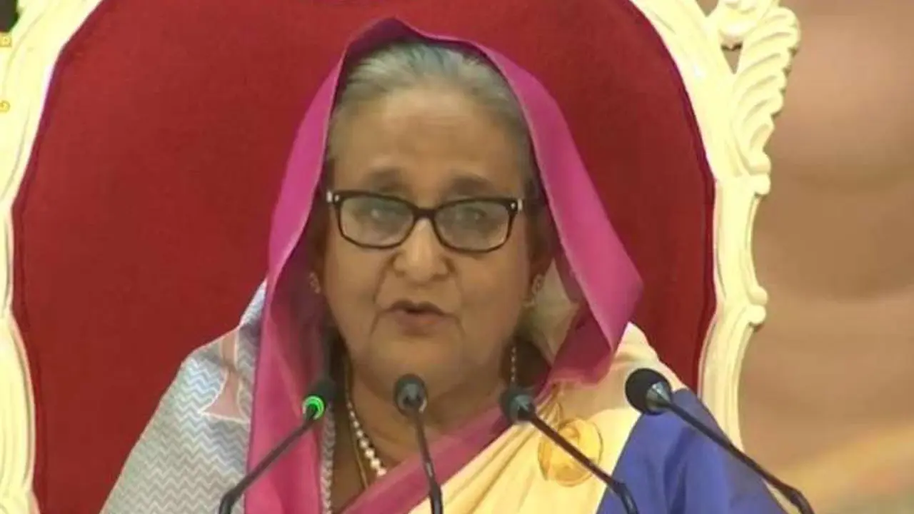 আমার জীবন অত্যন্ত ঝুঁকিপূর্ণ : শেখ হাসিনা